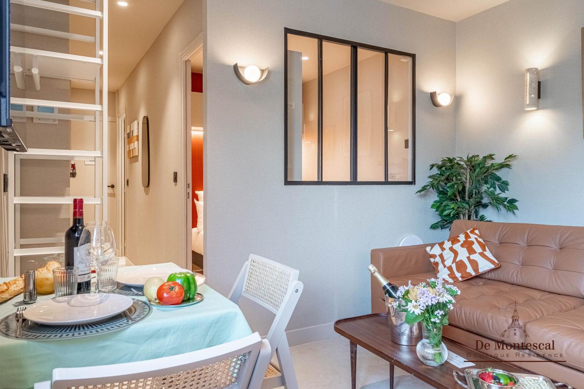 De Montescal Montparnasse Ac Appartment In A Prime Location 22 -36M2 Париж Екстериор снимка