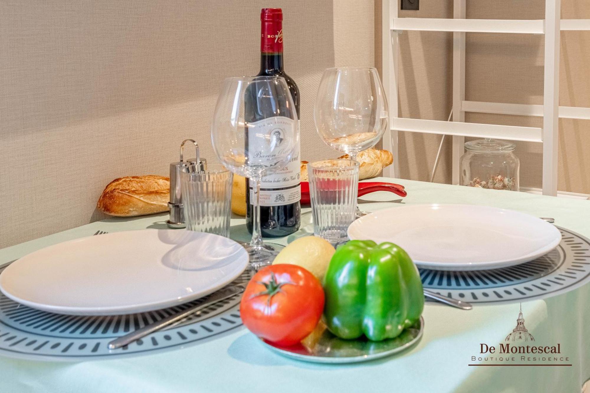 De Montescal Montparnasse Ac Appartment In A Prime Location 22 -36M2 Париж Екстериор снимка