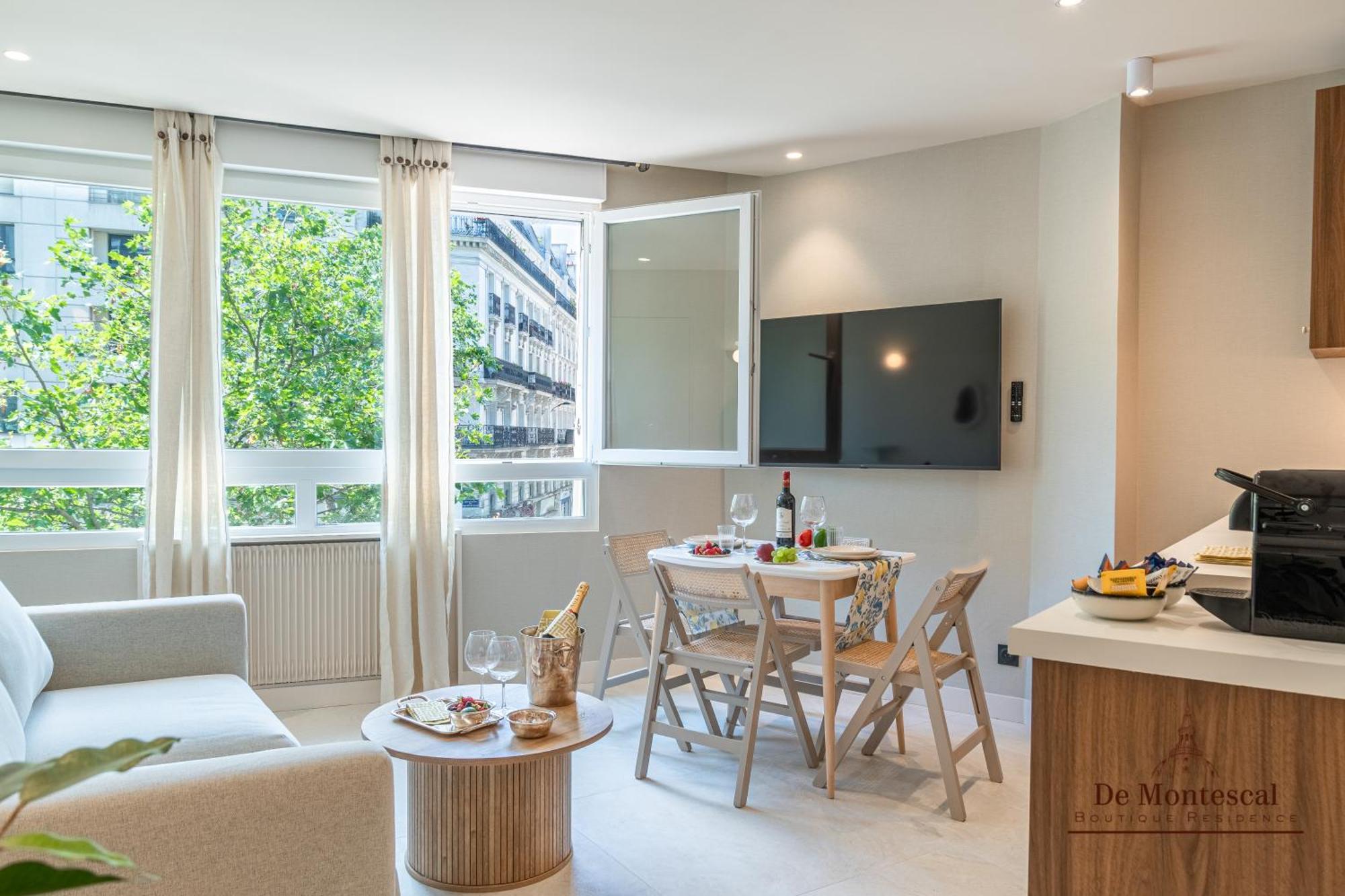 De Montescal Montparnasse Ac Appartment In A Prime Location 22 -36M2 Париж Екстериор снимка